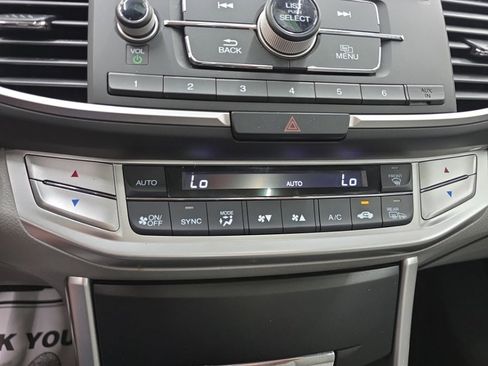 Used 2015 Honda Accord EX image 18
