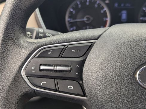 Used 2020 Hyundai Santa Fe SE FWD image 29