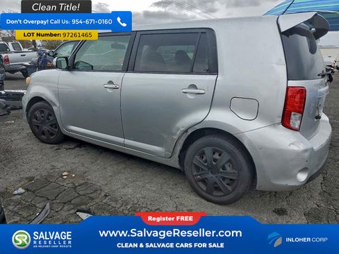Used 2013 Scion xB image 3