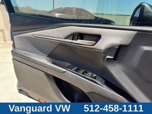 Used 2025 Toyota Camry LE w/ Convenience Package FWD image 21