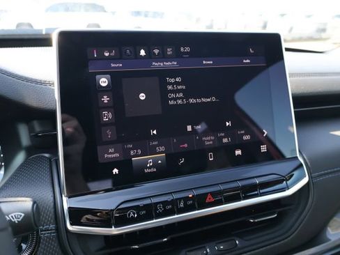 New 2026 Jeep Compass Latitude AWD/4WD image 16