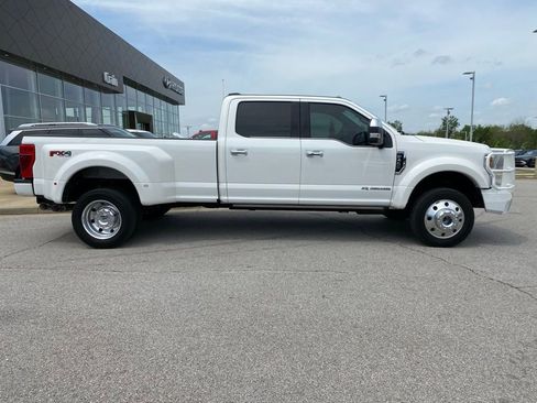 Used 2022 Ford F450 Platinum w/ FX4 Off-Road Package image 8