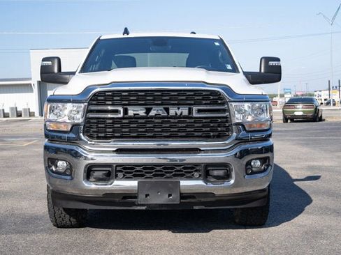 Used 2024 RAM 2500 Big Horn w/ Off Road Package image 8