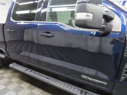 Used 2025 Ford F250 Lariat w/ Black Appearance Package AWD/4WD image 44