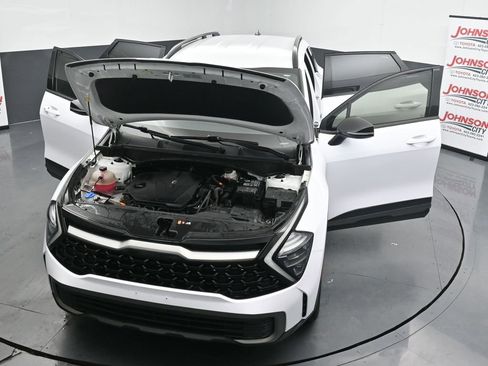 Used 2023 Kia Sportage X-Line AWD/4WD image 40