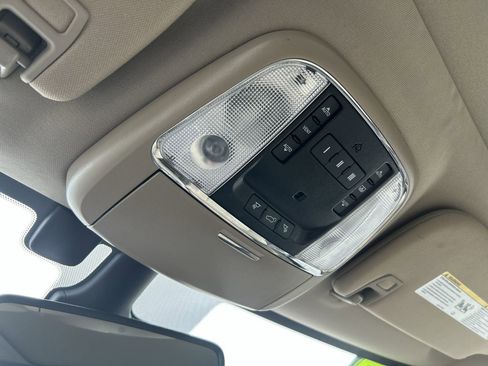 Used 2020 Jeep Grand Cherokee Overland image 30