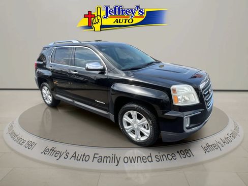 Used 2017 GMC Terrain SLT FWD image 4