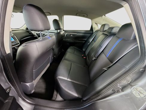 Used 2018 Nissan Altima 2.5 SR w/ SR Special Edition FWD image 25