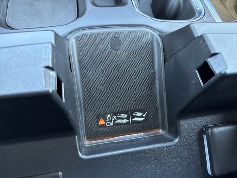 Used 2024 Chevrolet Silverado 1500 LTZ image 23