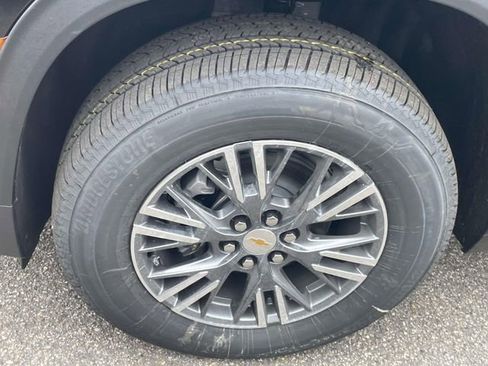 New 2026 Chevrolet Traverse LT image 9