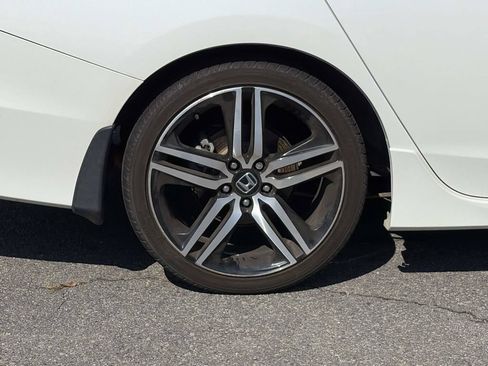 Used 2017 Honda Accord Sport Special Edition image 8