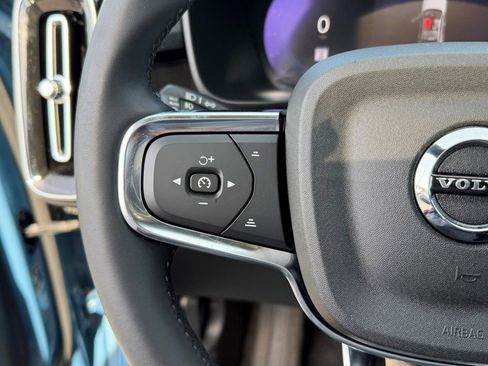 Used 2023 Volvo C40 P8 Recharge Plus w/ Protection Package Premier image 31
