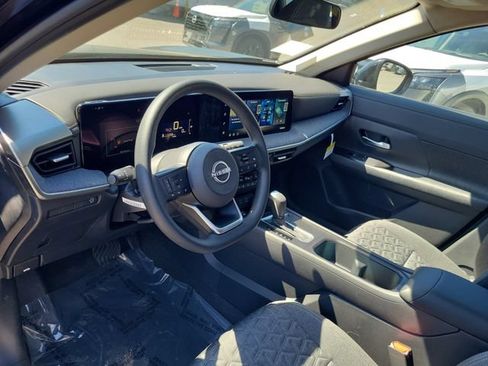 New 2026 Nissan Kicks SV w/ SV Premium Package FWD image 7