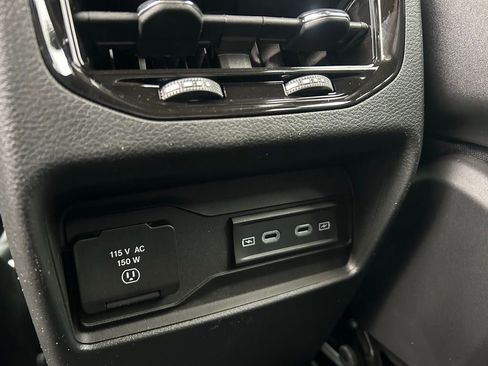 New 2026 Jeep Grand Cherokee Altitude AWD/4WD image 28