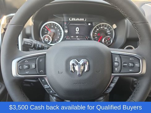 New 2026 RAM 1500 4x4 Crew Cab image 2