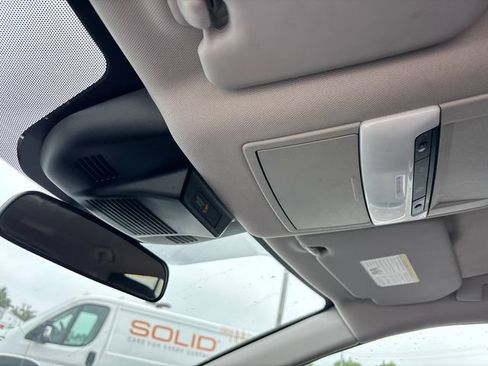 Used 2024 Nissan Rogue S FWD image 25