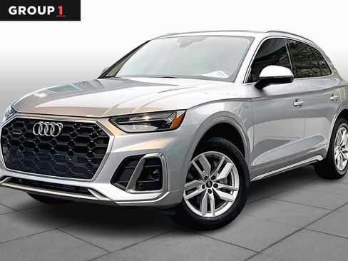 Used 2023 Audi Q5 2.0T Premium w/ Convenience Package AWD/4WD image 1