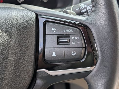 Used 2025 Honda Odyssey EX-L image 30