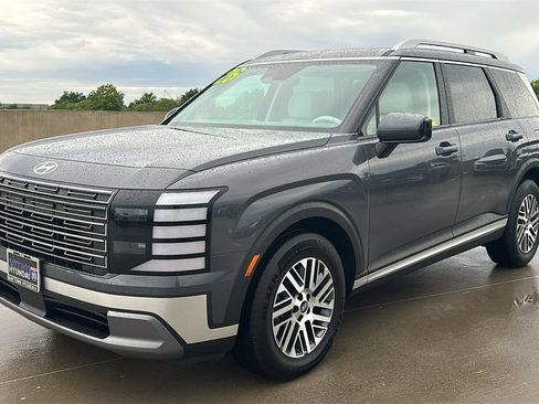 Certified 2026 Hyundai Palisade SEL FWD image 10
