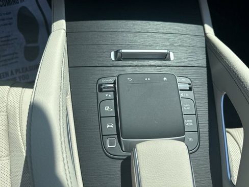 New 2026 Mercedes-Benz GLE 350 4MATIC image 17