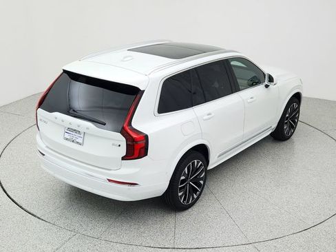 New 2026 Volvo XC90 B6 Plus w/ Protection Package Premier image 15
