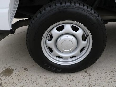Used 2023 Ford F150 XL RWD image 9