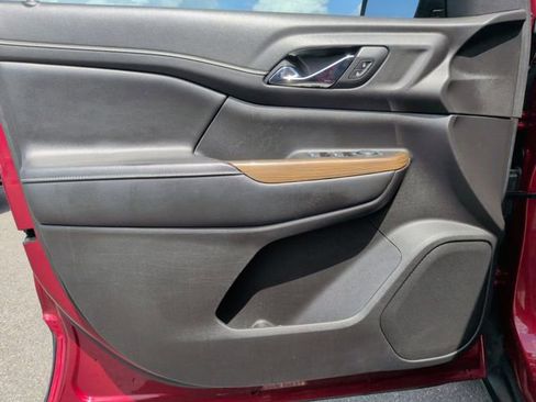 Used 2019 GMC Acadia SLE FWD image 6