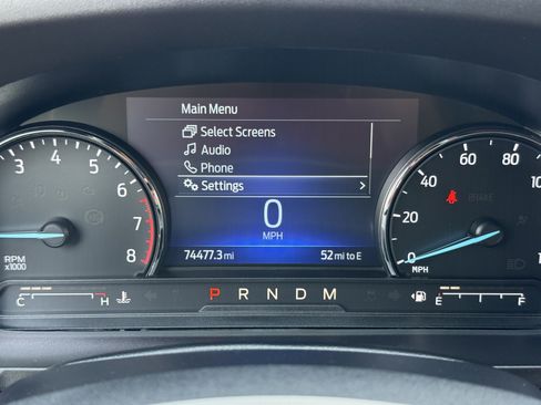 Used 2021 Ford Explorer XLT w/ Equipment Group 202A AWD/4WD image 22