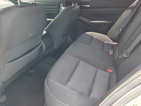 Used 2020 Nissan Altima 2.5 S FWD image 5
