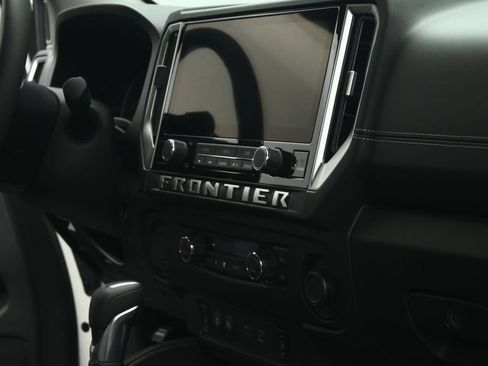 Used 2026 Nissan Frontier SV w/ SV Convenience Package RWD image 60