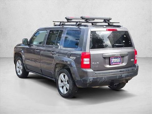 Used 2015 Jeep Patriot Latitude AWD/4WD image 7