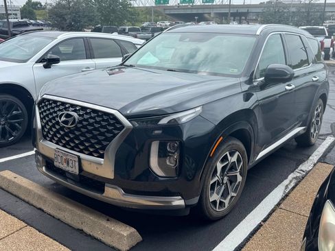 Used 2022 Hyundai Palisade Calligraphy w/ Cargo Package AWD/4WD image 2