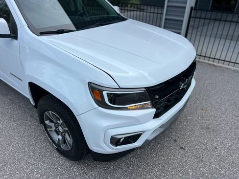 Used 2019 Chevrolet Colorado Z71 RWD image 2