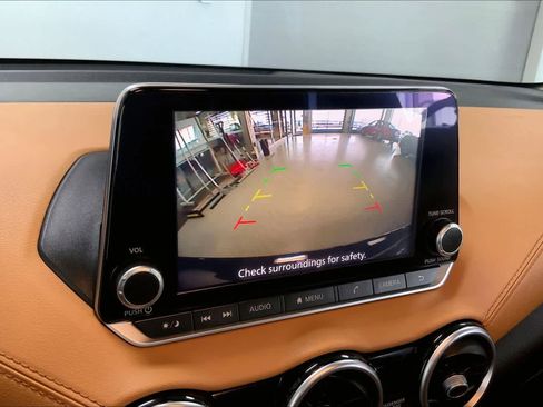 Used 2021 Nissan Sentra SV w/ SV Premium Package image 25