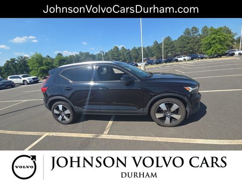 Used 2019 Volvo XC40 T5 Momentum AWD/4WD image 5