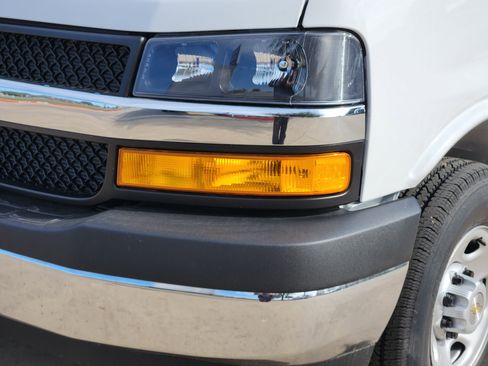 New 2025 Chevrolet Express 3500 w/ Power Convenience Package image 15
