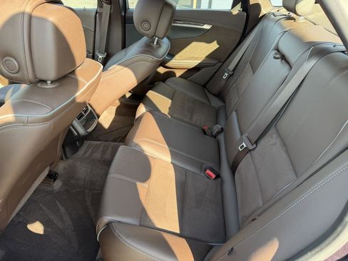 Used 2014 Chevrolet Impala LT w/ Premium Seating Package image 13