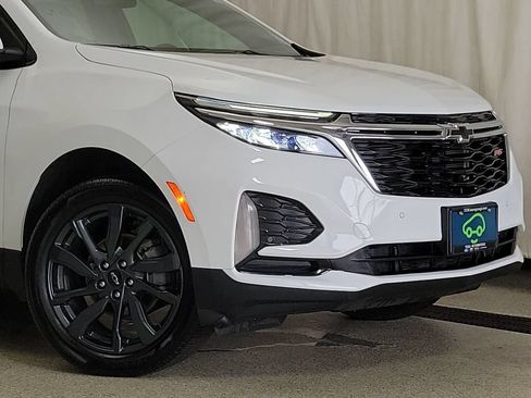 Certified 2023 Chevrolet Equinox RS w/ RS Leather Package AWD/4WD image 6