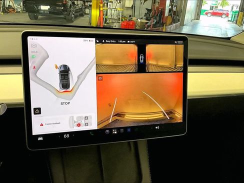 Used 2023 Tesla Model Y Long Range AWD/4WD image 20