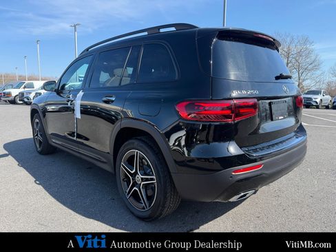 New 2026 Mercedes-Benz GLB 250 4MATIC image 6