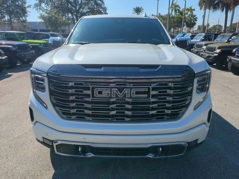 Used 2024 GMC Sierra 1500 Denali Ultimate image 4
