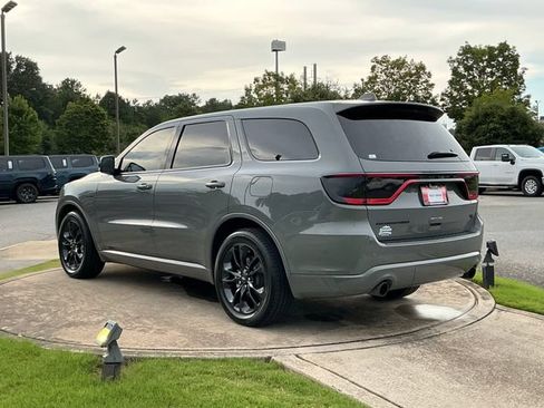 Used 2022 Dodge Durango R/T RWD image 5