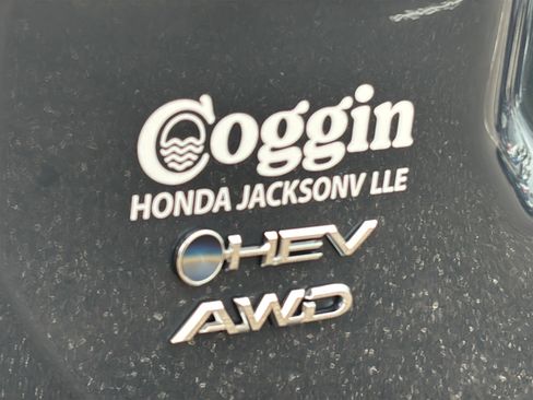 Used 2026 Toyota RAV4 Limited AWD/4WD image 31