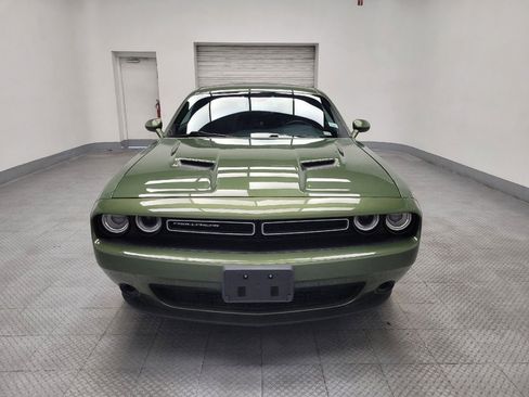 Used 2019 Dodge Challenger SXT image 15
