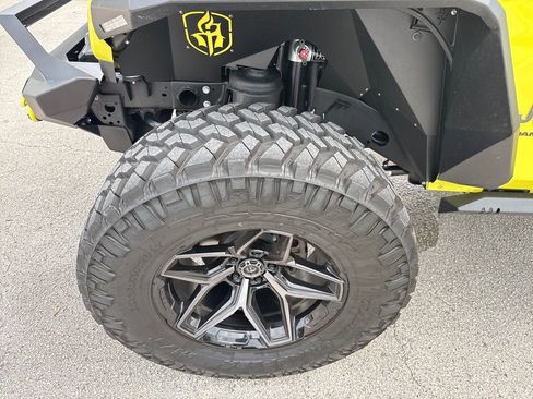 Used 2024 Jeep Wrangler Unlimited Rubicon 392 AWD/4WD image 12