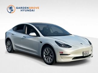 Used 2023 Tesla Model 3 Standard Range RWD video 1