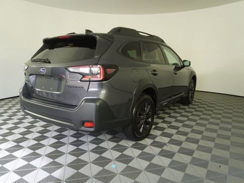 Certified 2025 Subaru Outback Onyx Edition AWD/4WD image 7