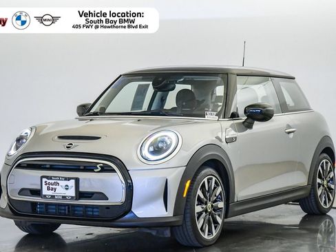 Certified 2024 MINI Cooper SE FWD image 1