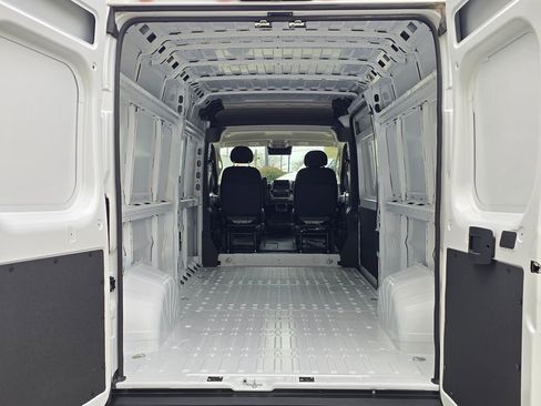 Used 2025 RAM ProMaster 2500 image 10