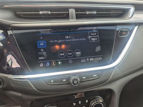 Used 2023 Buick Encore GX Preferred w/ Cold Weather Comfort Package FWD image 17